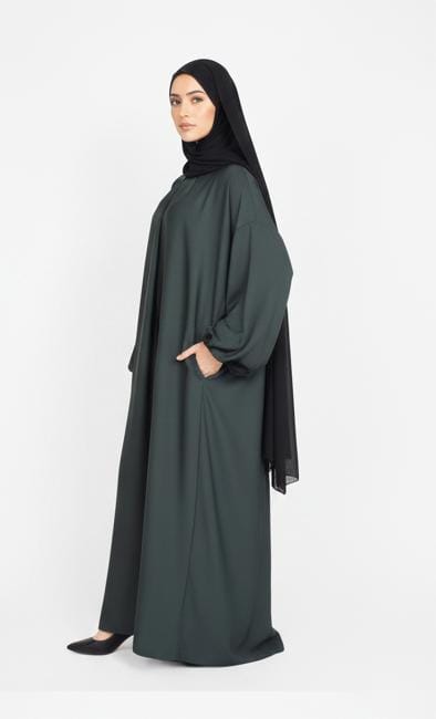 عباية باكمام منفوخة