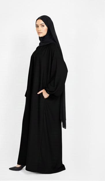 عباية باكمام منفوخة